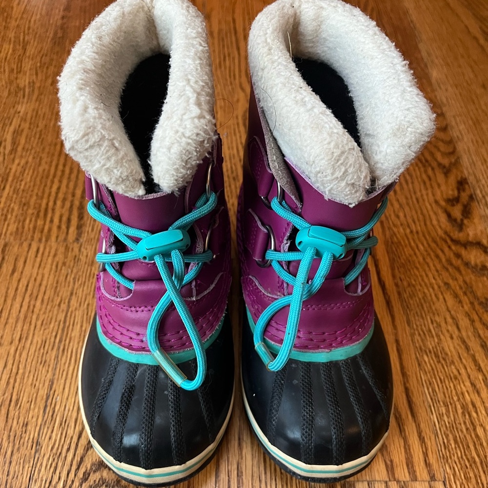 SOREL Girls Yoot Pac Boot Size 12 (Little Kid)
